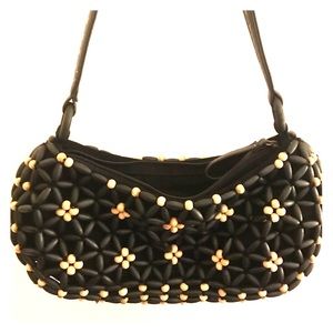Super cute rattan style Black and Tan beaded purse